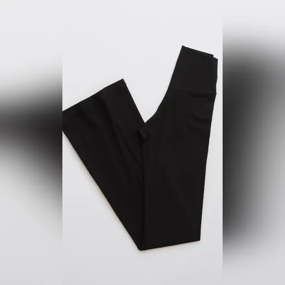 Aerie OFFLINE Black Leggings - Picture 6 of 8
